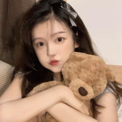 肮脏的黑袋子